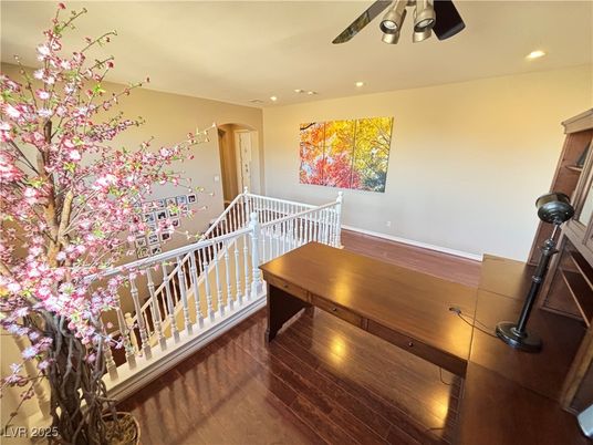 Home Office, Interior, Recessed Lighting, Wood Texture Flooring