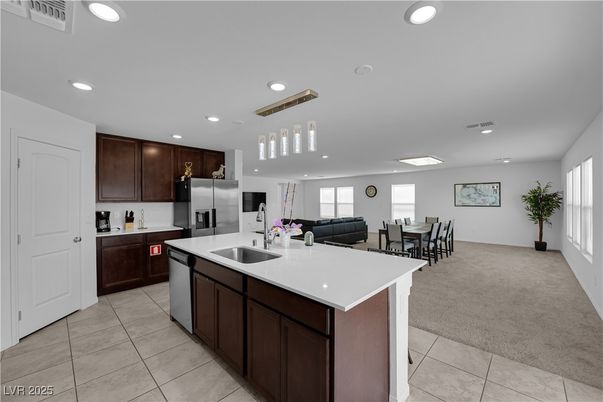 Dining room, Interior, Kitchen, Pendant Lights, Recessed Lighting, Stainless Steel Appliances