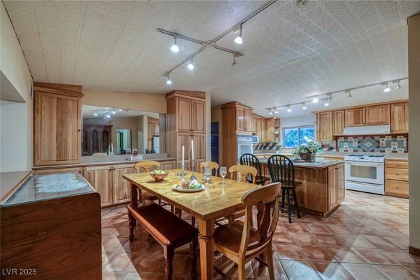 Dining room, Interior, Kitchen