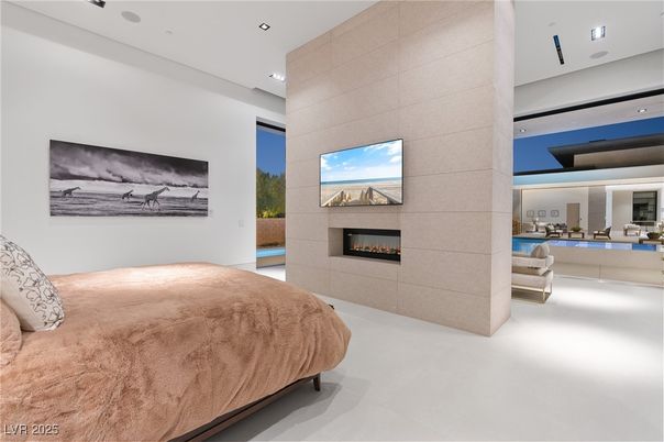 Bedroom, Fireplace, Interior, Recessed Lighting