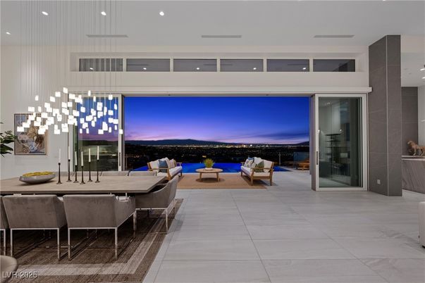 Dining room, Interior, Living room, Pendant Lights, Recessed Lighting