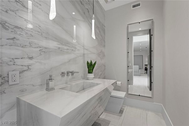 Bathroom, Interior, Marble Walls, Pendant Lights, Recessed Lighting