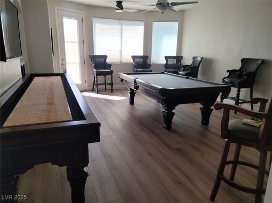 Billiard Table, Game Room, Interior, Wood Texture Flooring