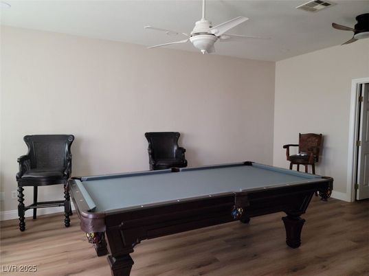Billiard Table, Game Room, Interior, Wood Texture Flooring