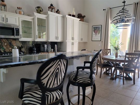 Dining room, Interior, Kitchen, Pendant Lights