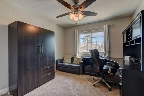 Home Office, Interior