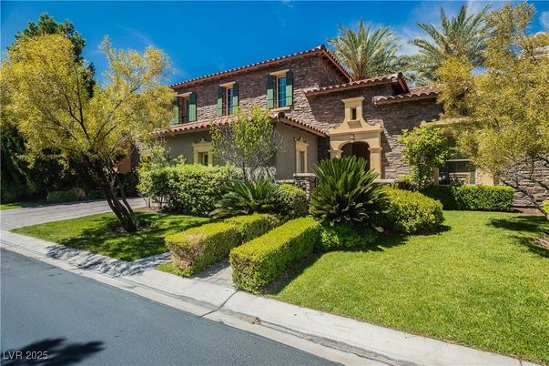 Exterior, Facade, Brick Facade, Mediterranean