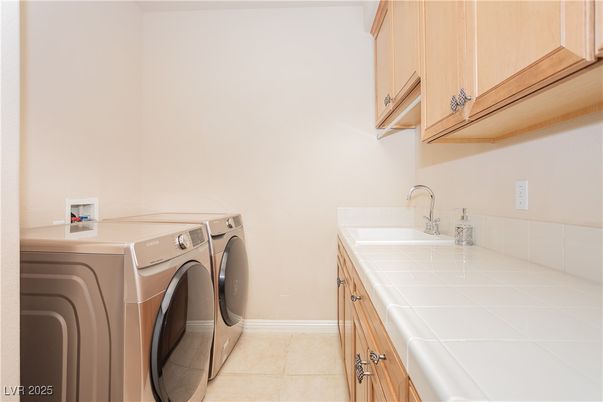 Interior, Washer