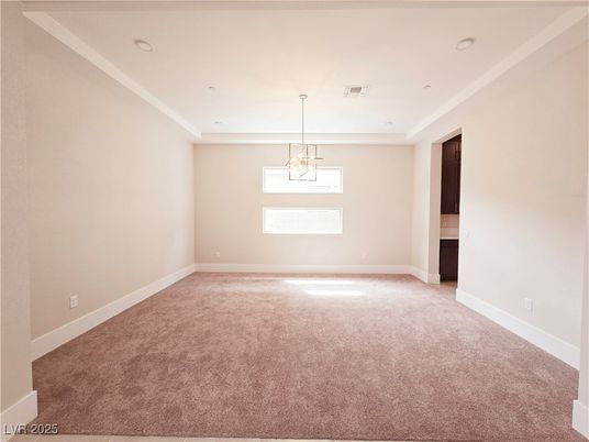 Empty room, Interior, Pendant Lights