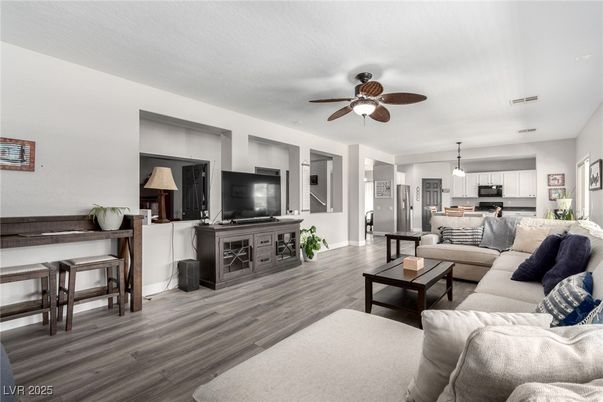 Interior, Kitchen, Living room, Pendant Lights, Stainless Steel Appliances, Wood Texture Flooring