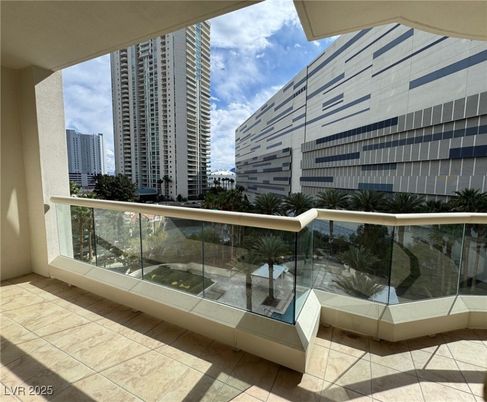 Exterior, Other, Skyline