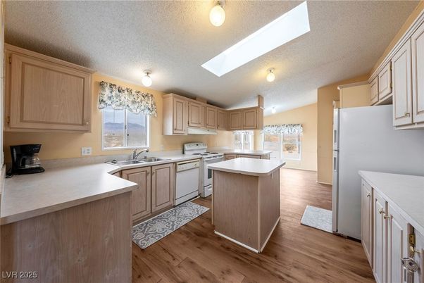 Interior, Kitchen, Wood Texture Flooring