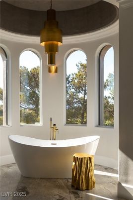 Bathroom, Chandelier, Free Standing Baths, Interior