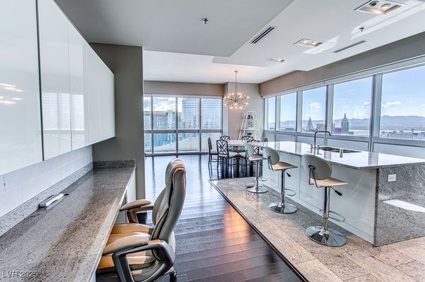 Chandelier, Dining room, Interior, Recessed Lighting, Wood Texture Flooring