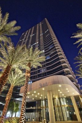Exterior, Facade, Condo Building