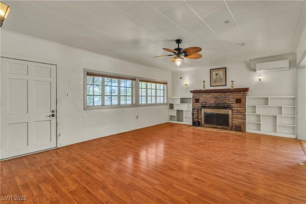 Empty room, Fireplace, Interior, Wood Texture Flooring