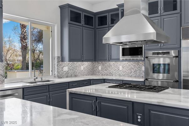 Interior, Kitchen, Stainless Steel Appliances