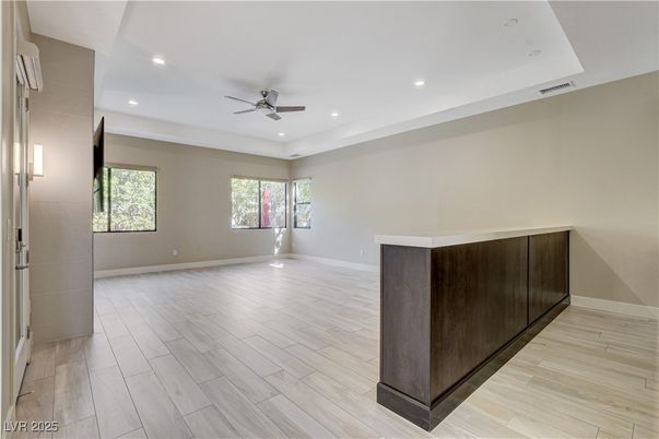 Empty room, Interior, Recessed Lighting, Wood Texture Flooring