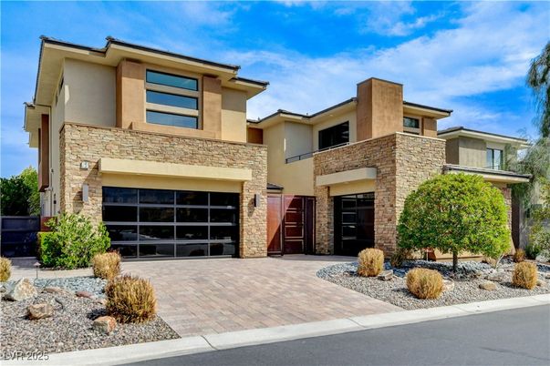 Attached, Exterior, Facade, Brick Facade, Modern