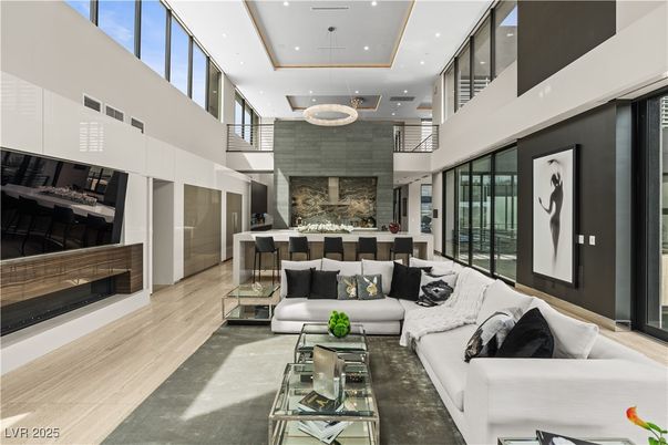 Interior, Living room, Pendant Lights, Recessed Lighting, Stone Walls, Wood Texture Flooring