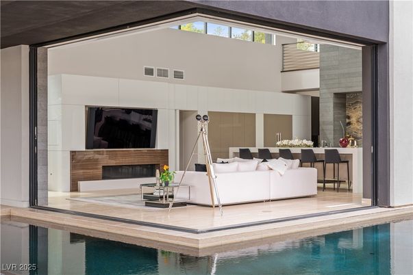 Fireplace, Interior, Pool