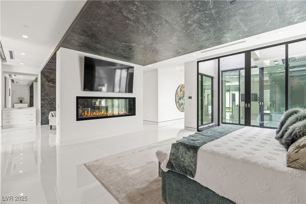 Bedroom, Fireplace, Interior, Recessed Lighting