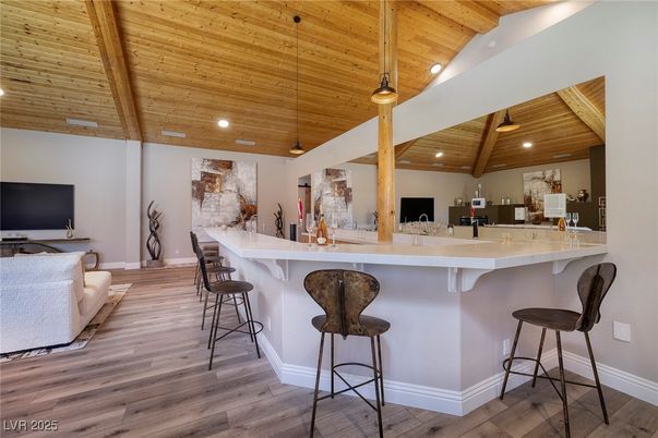 Interior, Pendant Lights, Recessed Lighting, Wooden Beams, Wooden Ceilings, Wood Texture Flooring