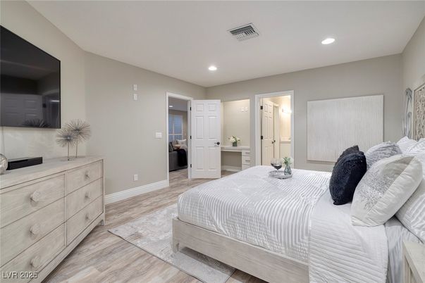 Bedroom, Interior, Recessed Lighting, Wood Texture Flooring