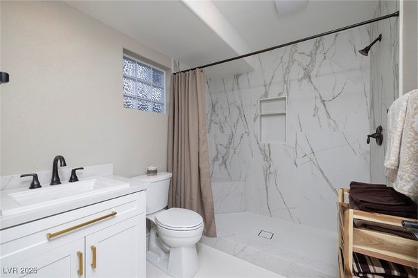 Bathroom, Interior, Marble, Marble Walls