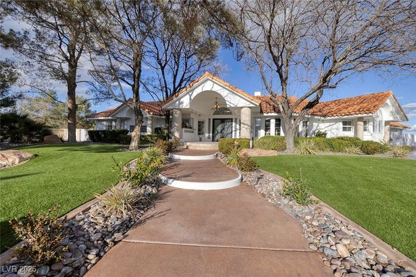 Backyard, Exterior, Facade, Spanish Mediterranean