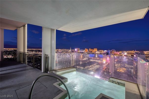 Exterior, Pool, Other, Skyline
