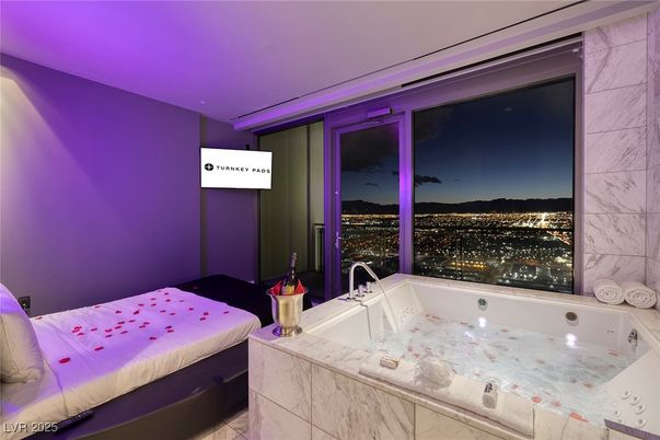Bathroom, Bedroom, Interior