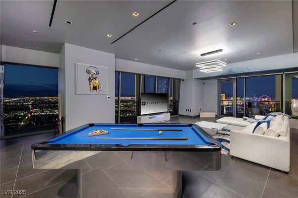 Billiard Table, Game Room, Interior, Living room, Recessed Lighting
