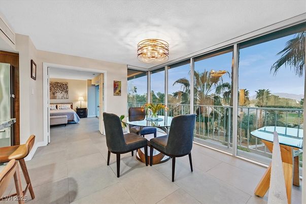 Dining room, Interior, Sun Room