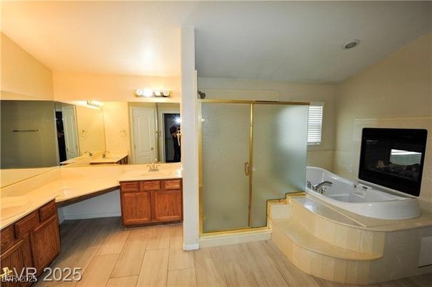 DE Listing image placeholder