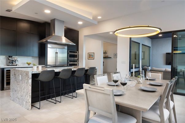 Dining room, Interior, Kitchen, Pendant Lights, Recessed Lighting, Stainless Steel Appliances
