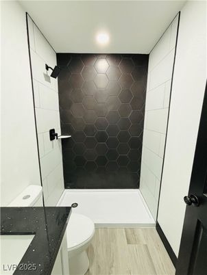Bathroom, Interior, Recessed Lighting, Wood Texture Flooring