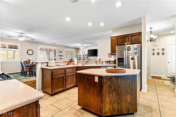 Chandelier, Dining room, Interior, Kitchen, Recessed Lighting