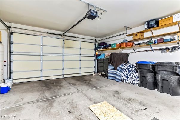 Garage, Interior