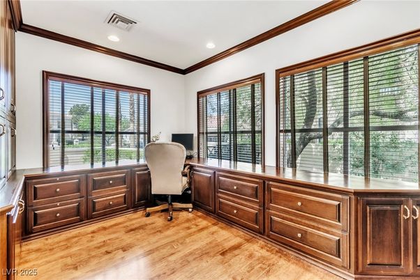 Home Office, Interior, Recessed Lighting, Wood Texture Flooring
