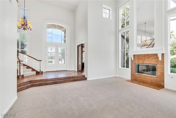 Chandelier, Fireplace, Interior, Pendant Lights