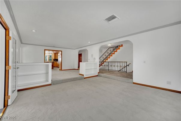 Empty room, Interior, Recessed Lighting