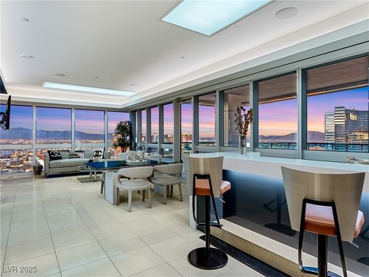 Dining room, Interior, Living room, Recessed Lighting