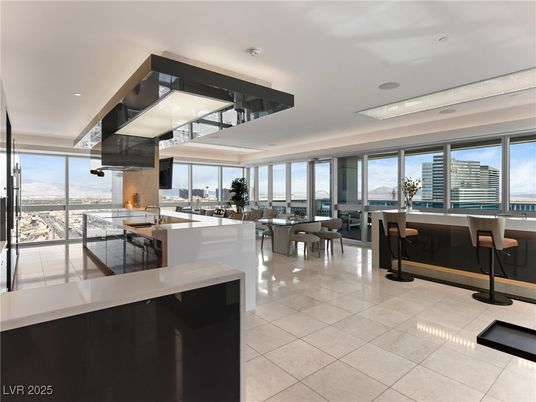 Dining room, Interior, Kitchen, Recessed Lighting