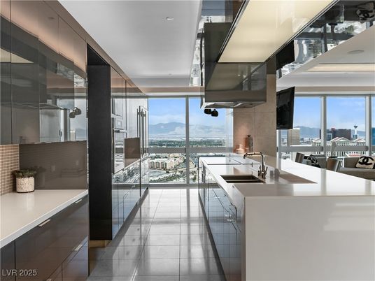 Dining room, Interior, Kitchen, Recessed Lighting