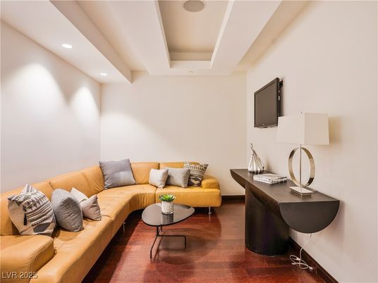 Interior, Living room, Recessed Lighting, Wood Texture Flooring
