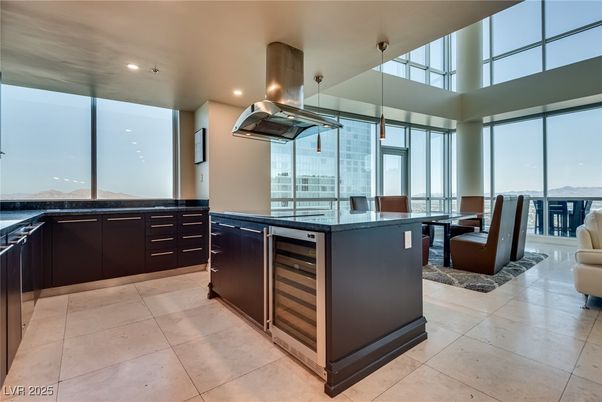 Dining room, Interior, Kitchen, Recessed Lighting