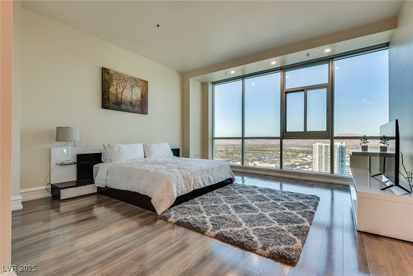 Bedroom, Interior, Recessed Lighting, Wood Texture Flooring