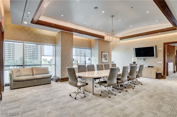 Dining room, Interior, Pendant Lights, Recessed Lighting