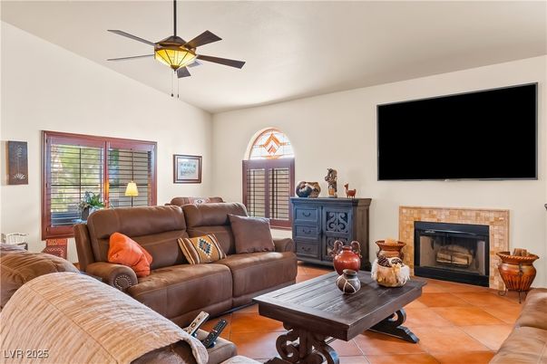 Fireplace, Interior, Living room